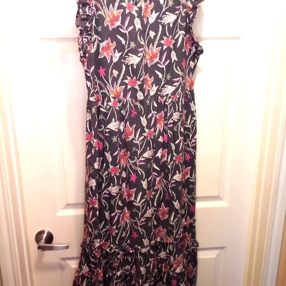 Universal Threads Dresses & Skirts - Universal Threads Mefium Pinafore High Waist Maxi Ruffled Dress